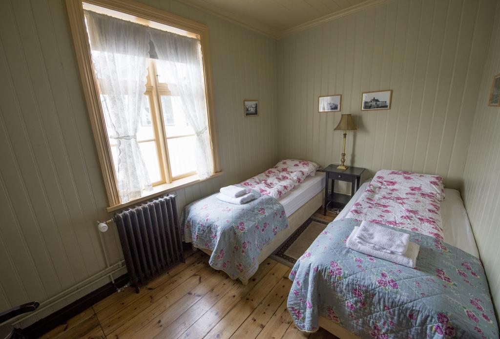 Einarshusid Guesthouse Bolungarvík Eksteriør bilde